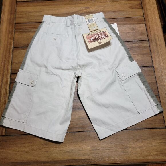 Bugle Boy Authentics Boys Khakis Cargo Shorts - Size Large (16-18) NWT - Picture 4 of 9